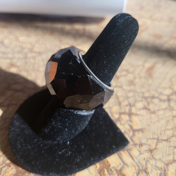 Swarovski 3 Ring Bundle - Picture 8 of 15